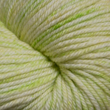 Load image into Gallery viewer, Daffodil - 07