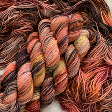 Load image into Gallery viewer, Bridle Trails DK